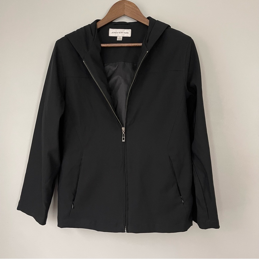 Jones New York Black Rain Coat Size M Women’s